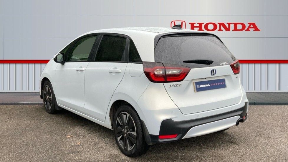 Honda Jazz Advance White #3