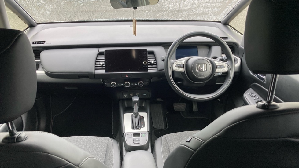 Honda Jazz Advance White #4