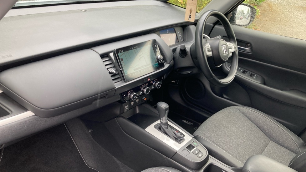 Honda Jazz Advance White #2
