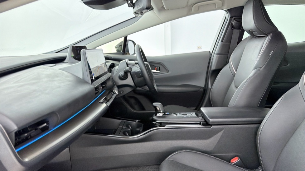 Toyota Prius Excel #5