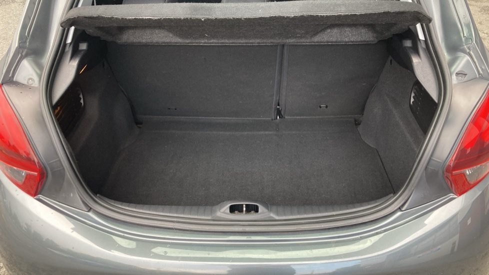 Peugeot 208 Active BJ16NNW Grey #4