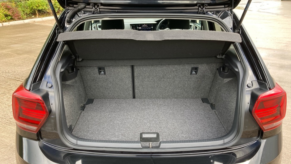 Volkswagen Polo Match CP70CVU Black #4