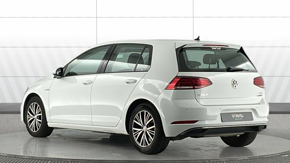 Volkswagen Golf Se AO67NWC White #2