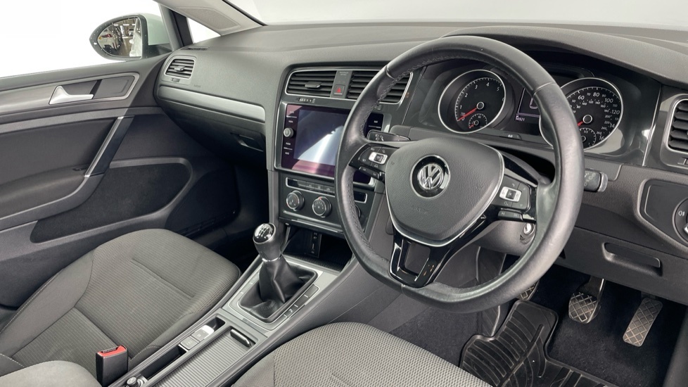 Volkswagen Golf Se AO67NWC White #6