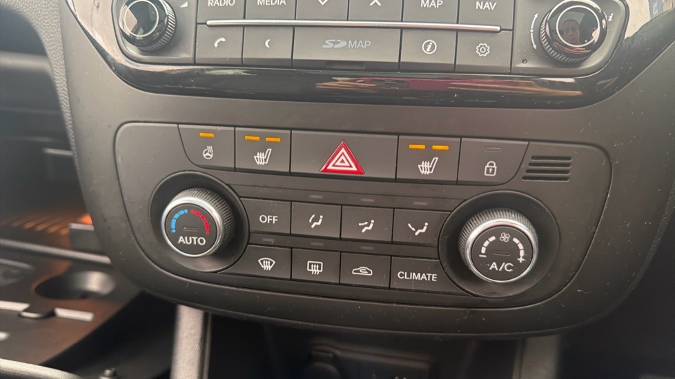 Kia Venga 3 Black #30