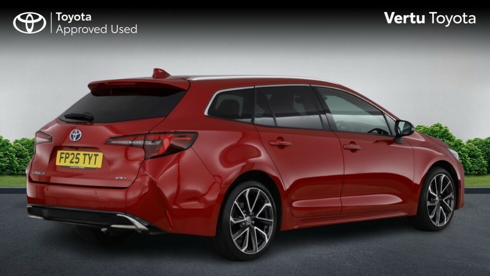 Toyota Corolla Excel #2