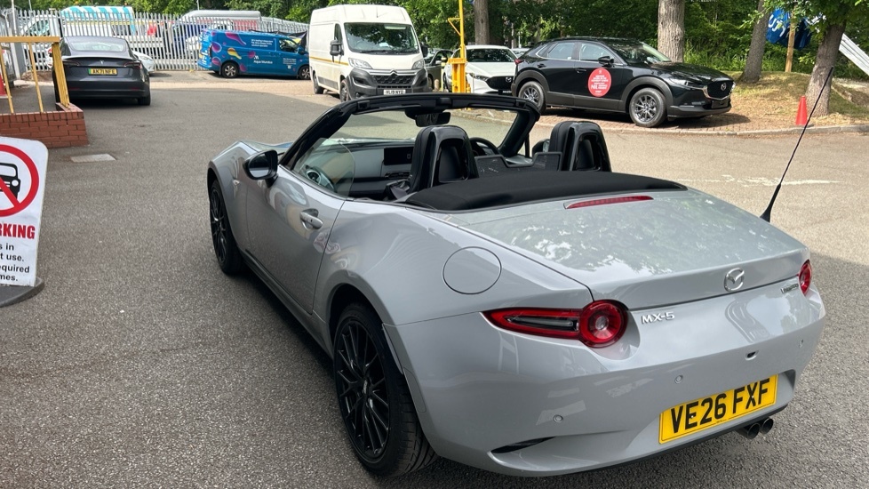 Mazda MX-5 Manual Red #32