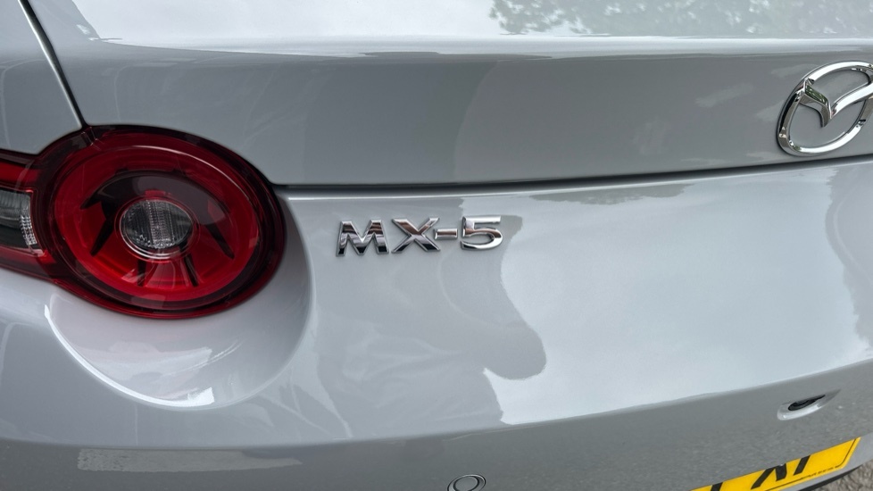 Mazda MX-5 Manual Red #22