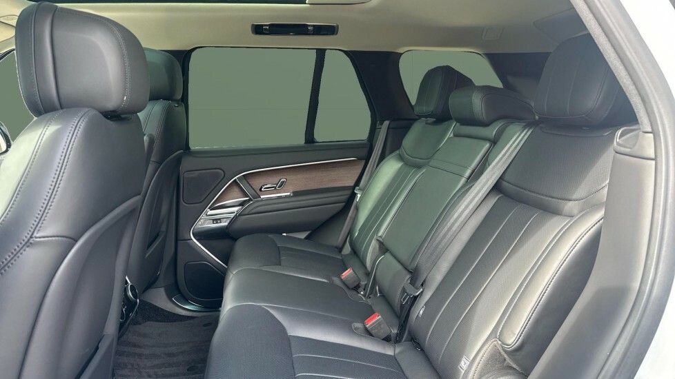 Land Rover Range Rover Hse PJ26FKA White #4