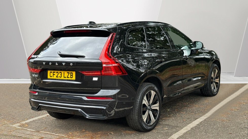 Volvo XC60 Plus CF23LZB Black #2