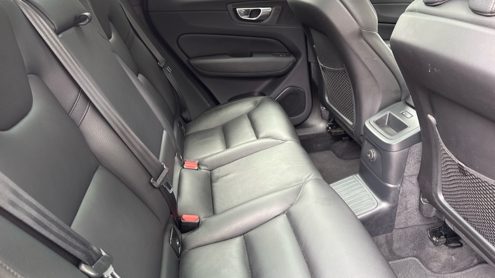Volvo XC60 Plus CF23LZB Black #6