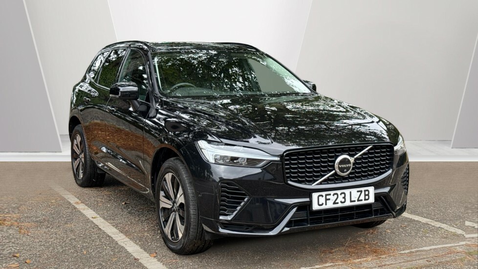 Volvo XC60 Plus CF23LZB Black