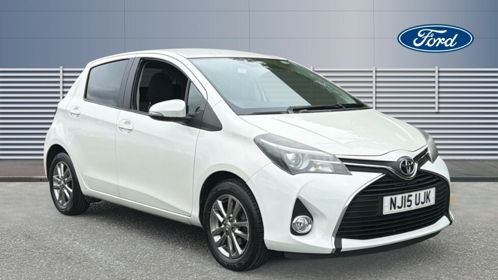 Toyota Yaris Icon White