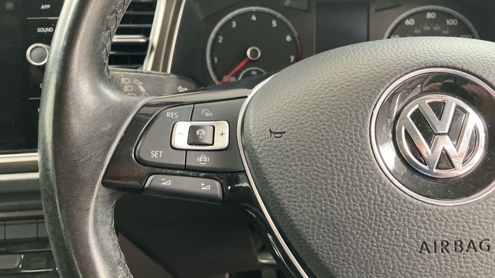Volkswagen T-Roc  Grey #17