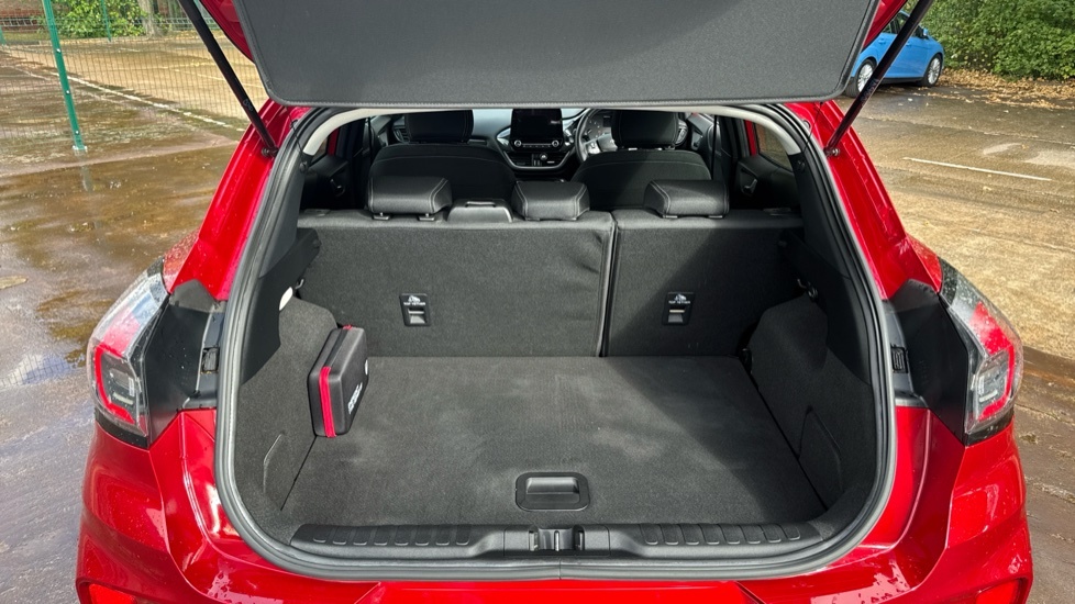 Ford Puma Titanium Red #4