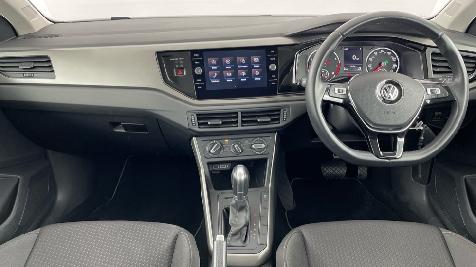 Volkswagen Polo Se Grey #4