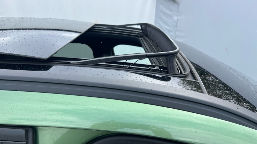 Ford Kuga Active Black #35