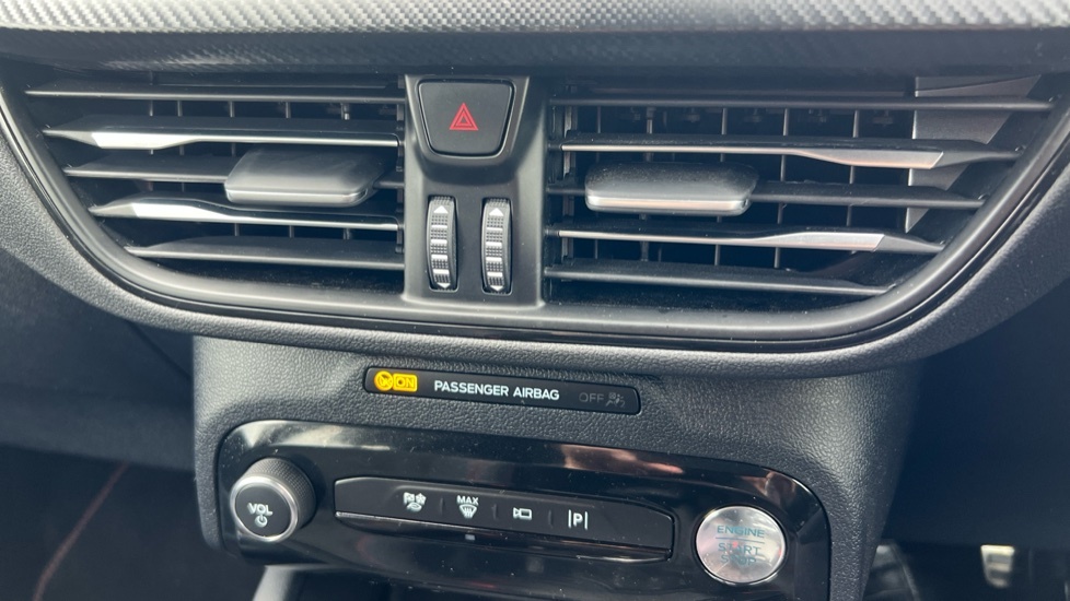 Ford Kuga Active Black #29