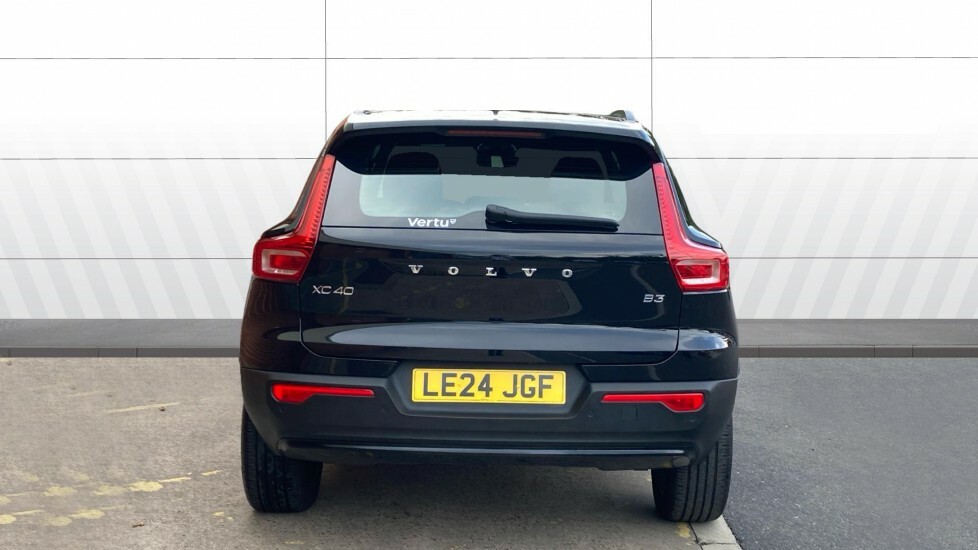 Volvo XC40 Plus Black #6