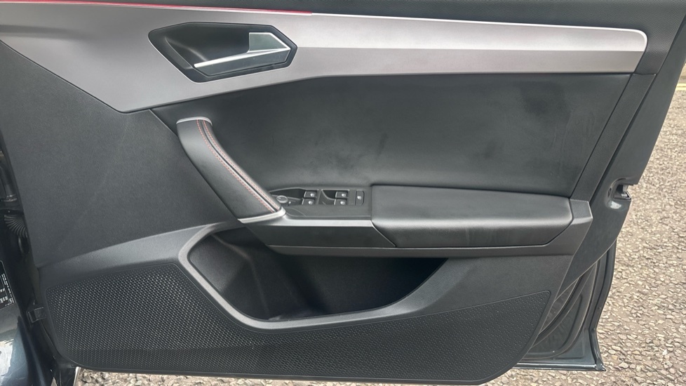 Seat Leon Hatchback Black #19