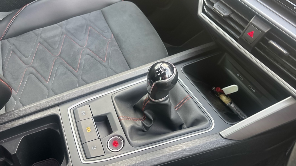 Seat Leon Hatchback Black #14