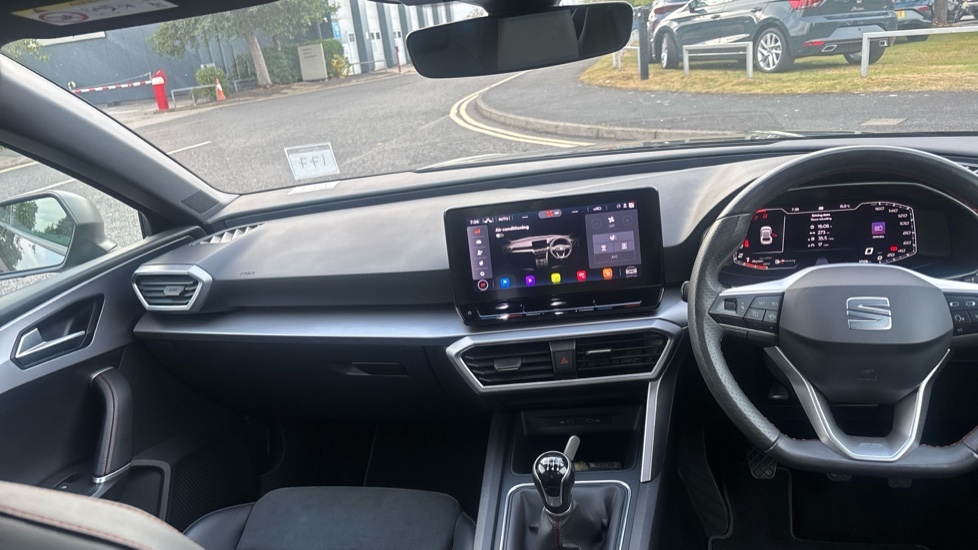 Seat Leon Hatchback Black #9