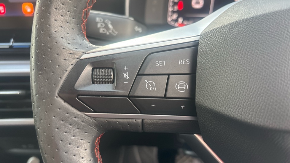 Seat Leon Hatchback Black #38