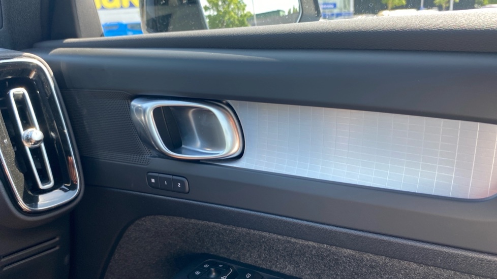 Volvo XC40 B4 Plus Silver #33
