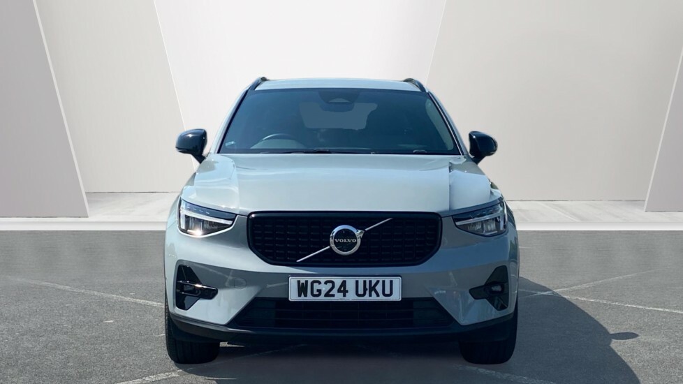Volvo XC40 B4 Plus Silver #8