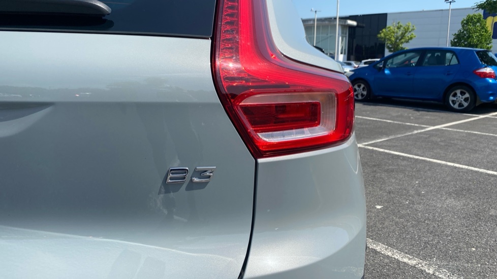 Volvo XC40 B4 Plus Silver #43