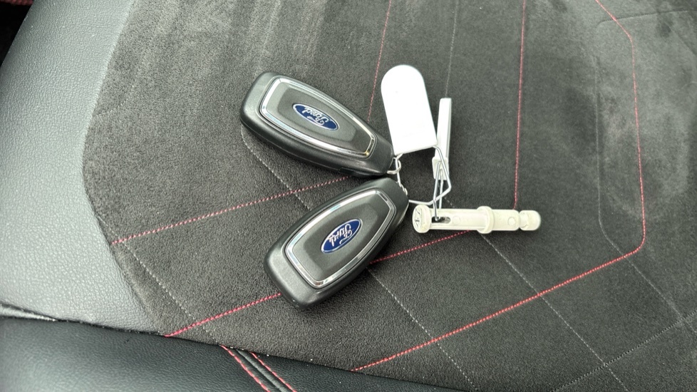 Ford Fiesta Hatchback Blue #19