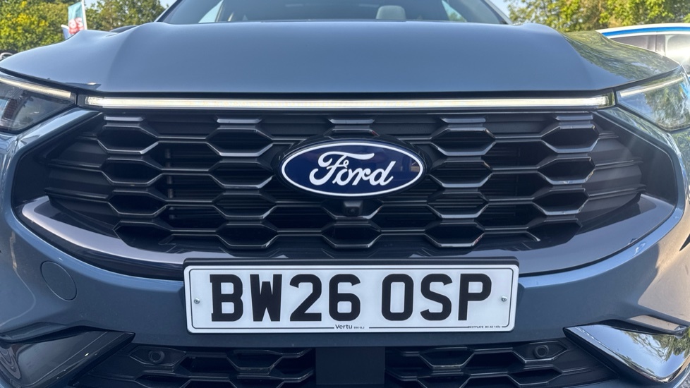 Ford Kuga Titanium White #26