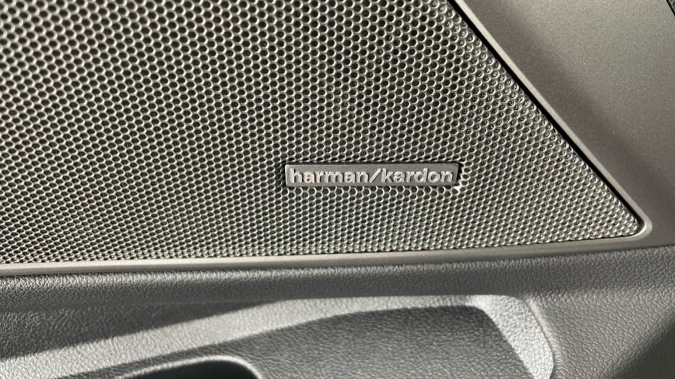 BMW 3 Series 330E M Sport Saloon White #27