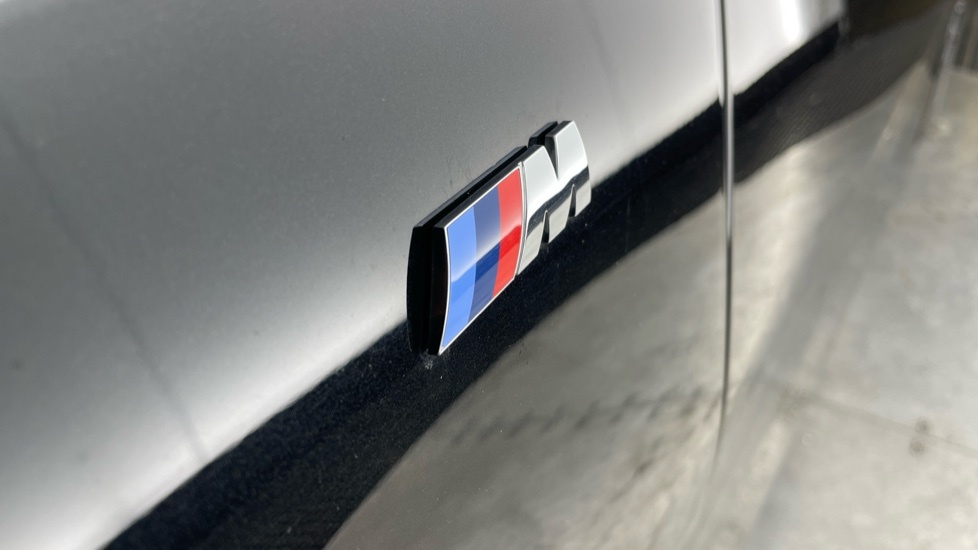 BMW 3 Series 330E M Sport Saloon White #25