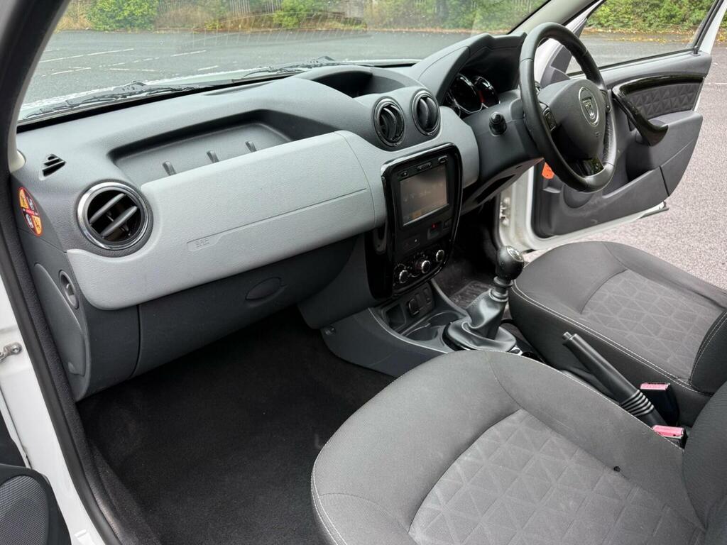 Dacia Duster Black #10