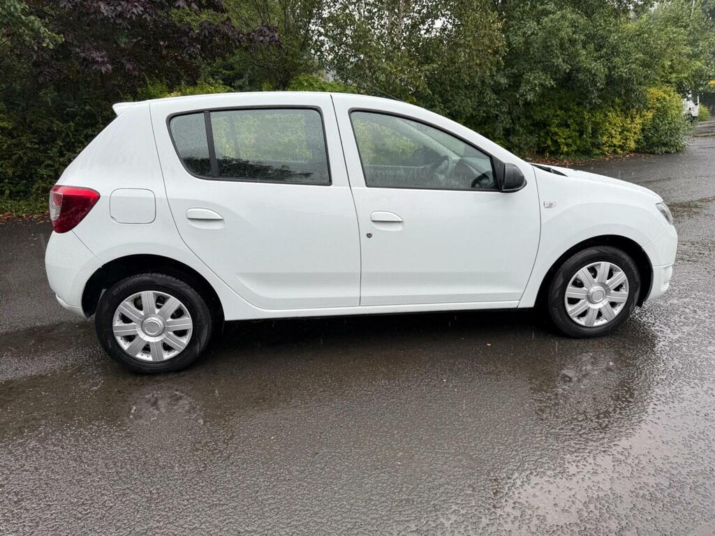 Dacia Sandero Hatchback White #8