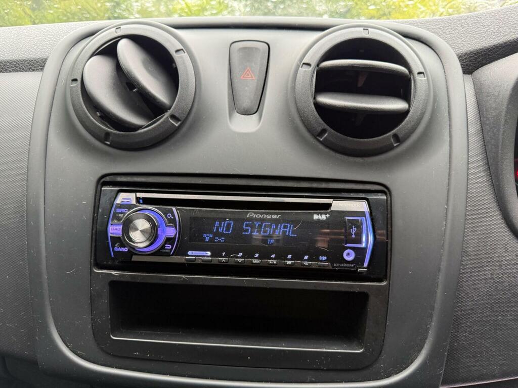 Dacia Sandero Hatchback White #15