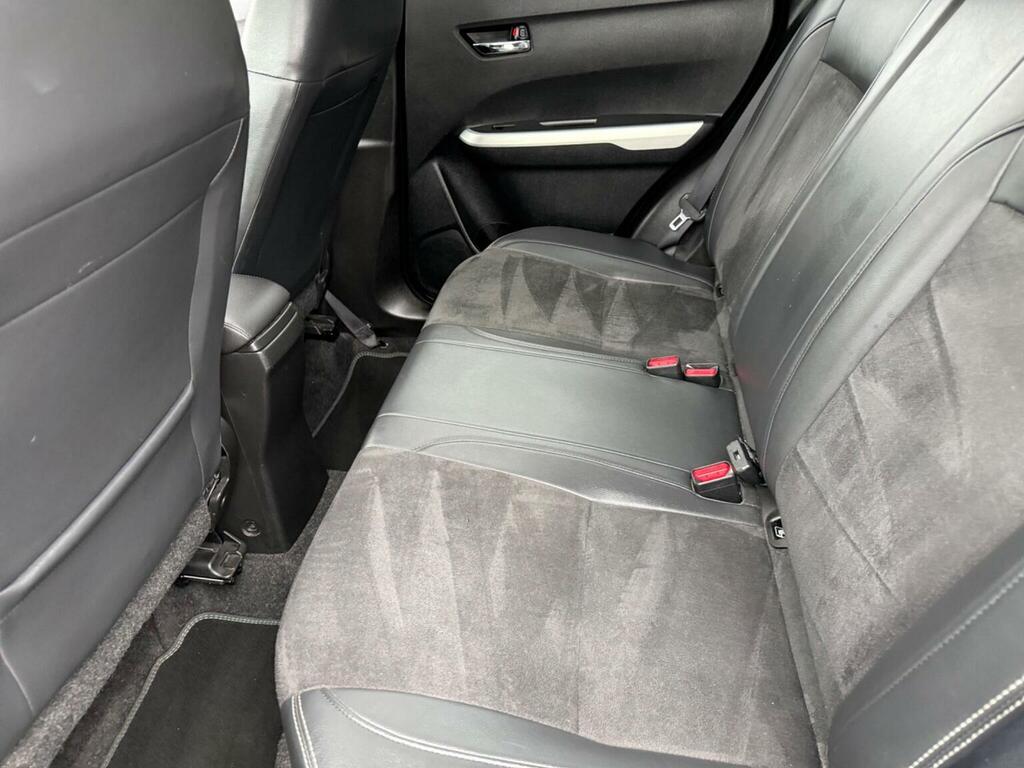 Suzuki Vitara Hatchback Black #11