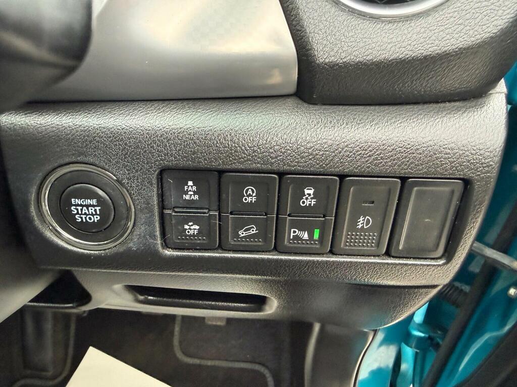 Suzuki Vitara Hatchback Black #19