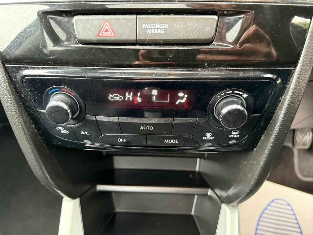 Suzuki Vitara Hatchback Black #17