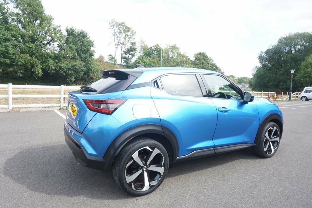 Nissan Juke 1L Tekna WF69LCP Blue #2