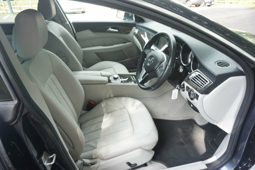 Mercedes-Benz CLS Saloon Grey #4