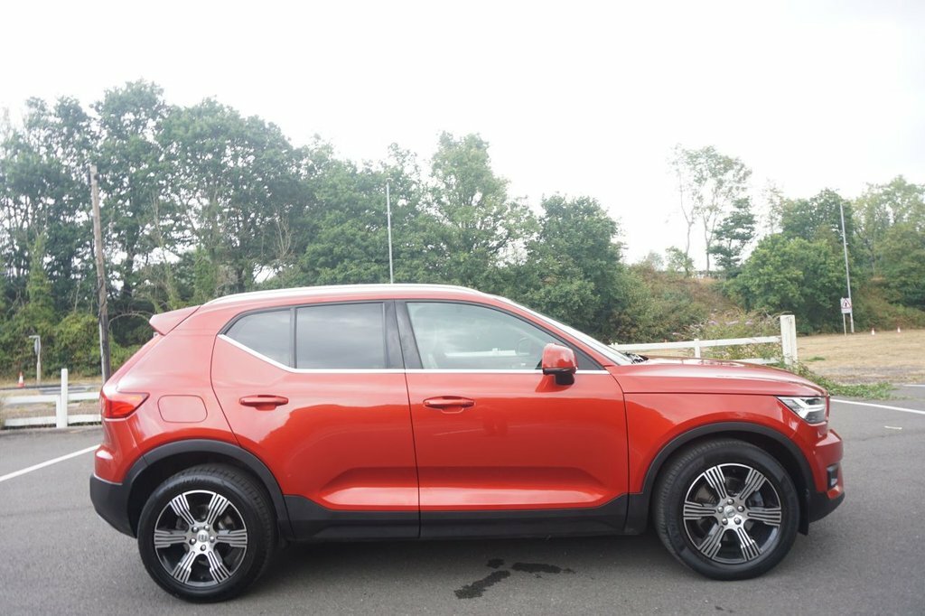 Volvo XC40 2L Inscription CP21HXN Red #2