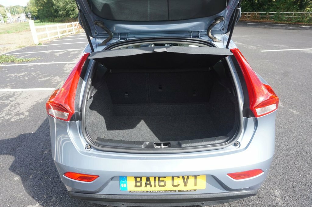 Volvo V40 Hatchback Grey #8