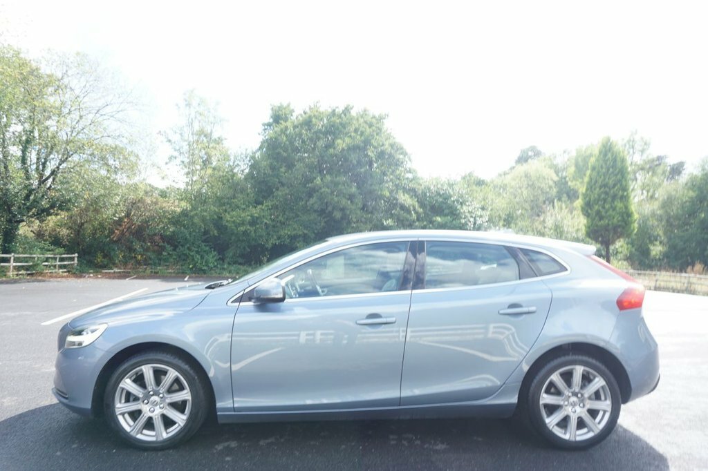 Volvo V40 Hatchback Grey #10