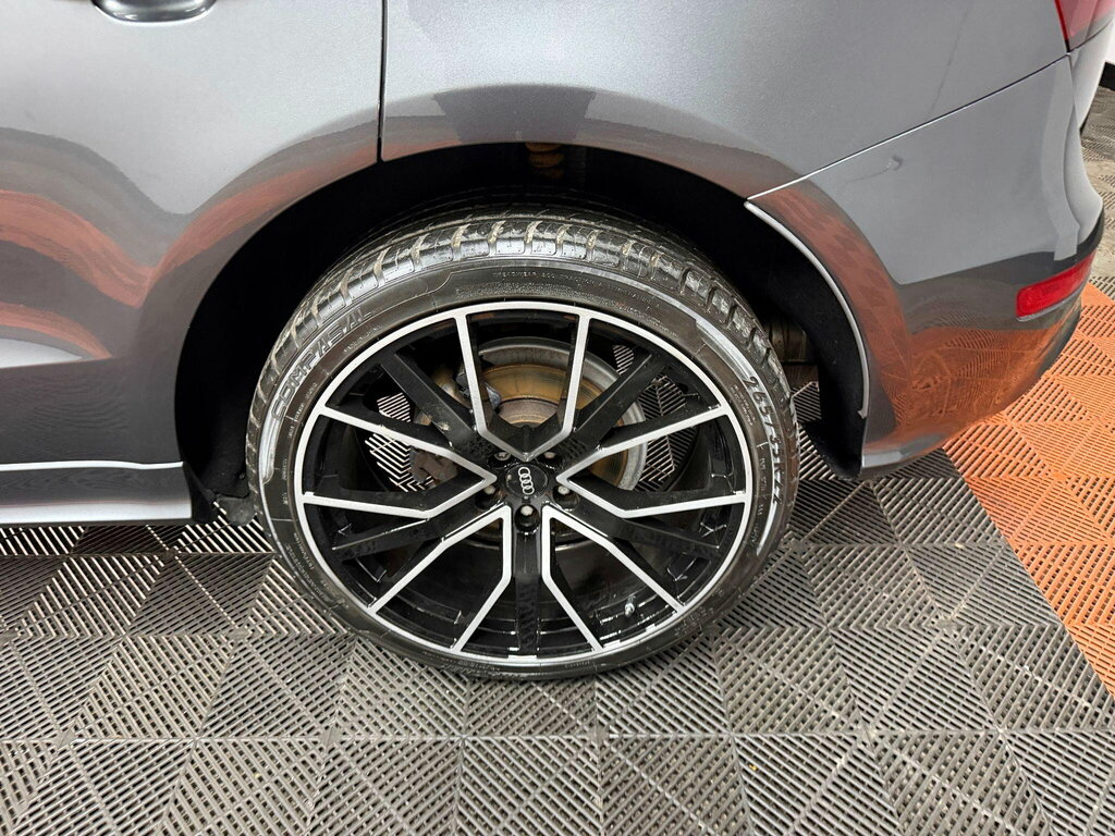 Audi Q5 Se Black #49