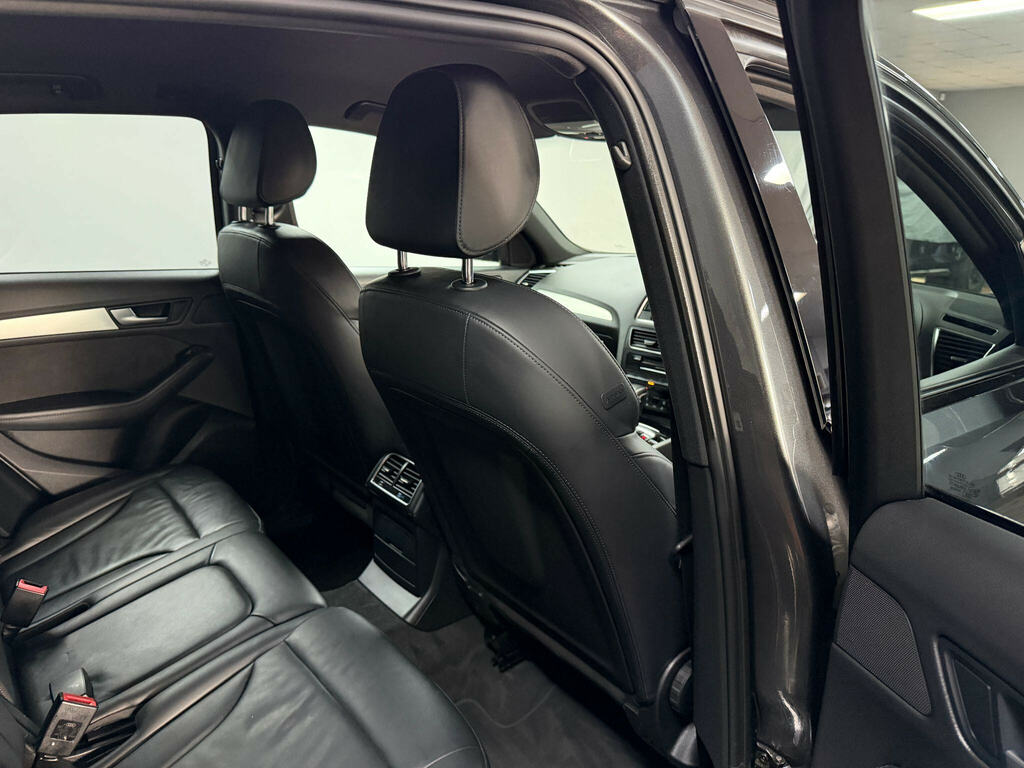 Audi Q5 Se Black #29