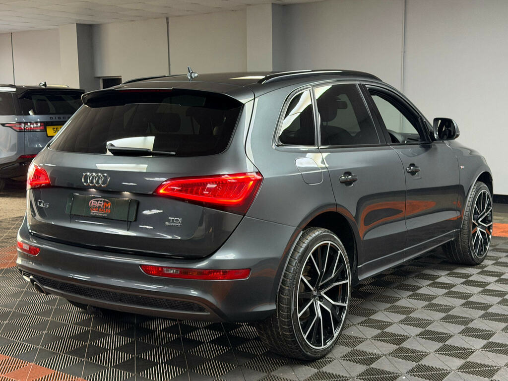 Audi Q5 Se Black #17