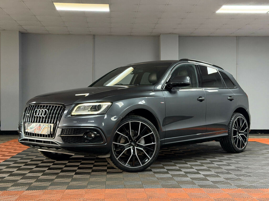 Audi Q5 Se Black #7