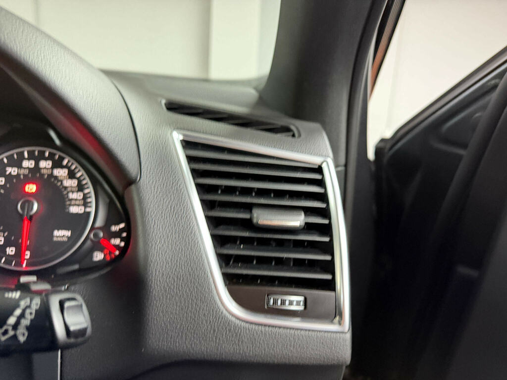 Audi Q5 Se Black #43